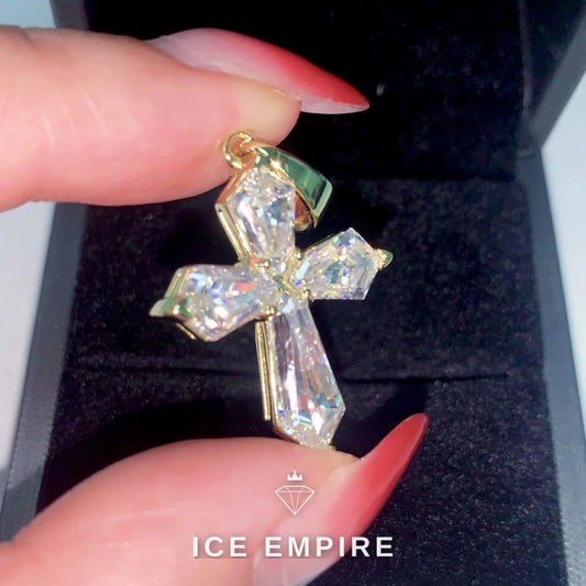 Iced Out Cross 925 Silver Moissanite Pendant