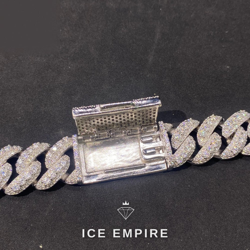 Iced Out Rose Gold Moissanite Cuban Chain
