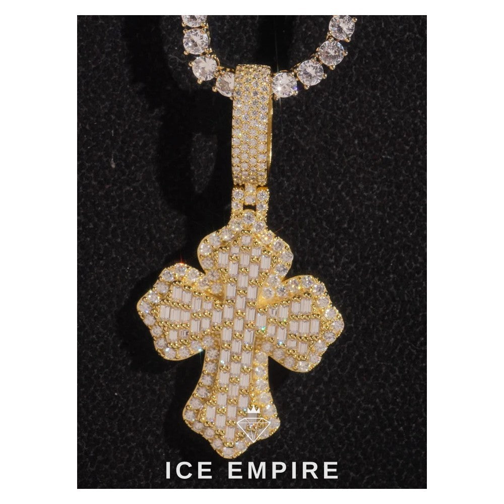 Iced Out Cross 925 Silver Moissanite Pendant