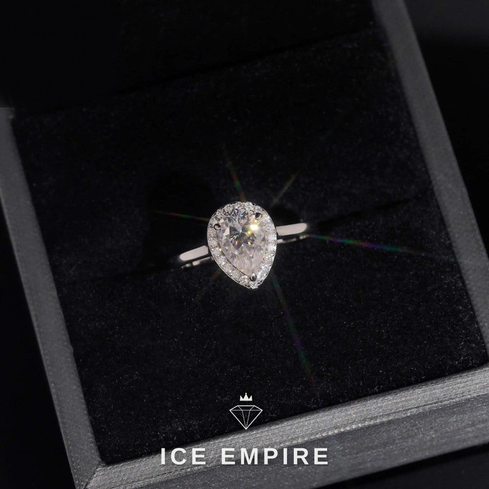 Iced Out Cluster 18K Gold Moissanite Wedding Band
