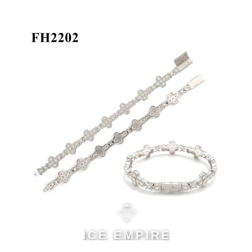 Iced Out Cross 925 Silver Moissanite Cuban Chain