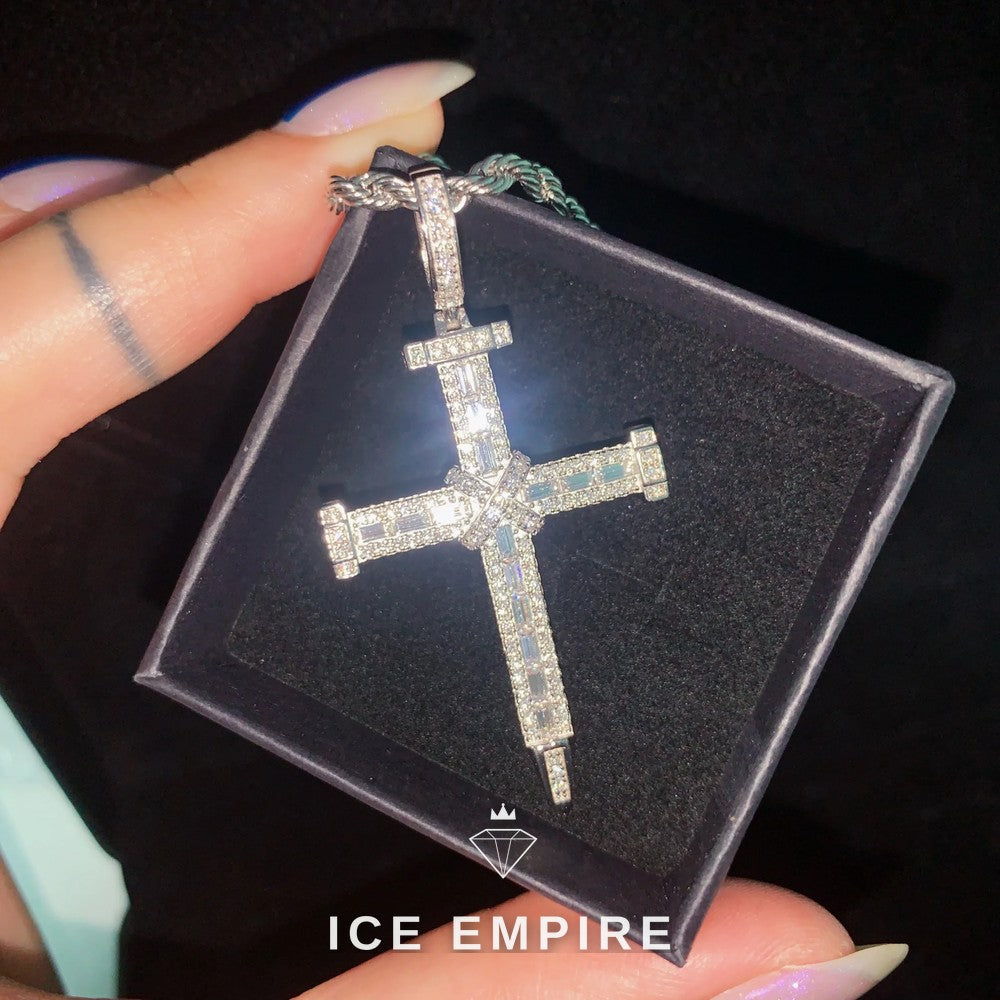 Iced Out Cross 925 Silver Moissanite Pendant